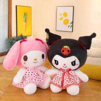 Peluche Kuromi Fresa Brillante Sanrio 23cm Kawaii Color Negro